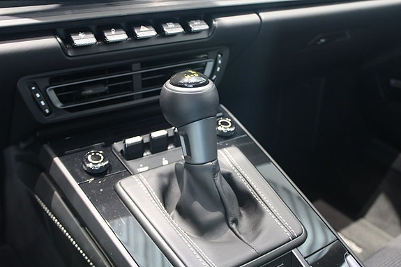 Porsche 911 GT3 15 of 19