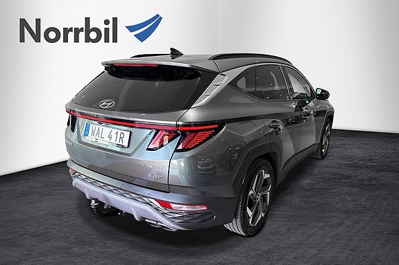 Hyundai Tucson 3 of 5