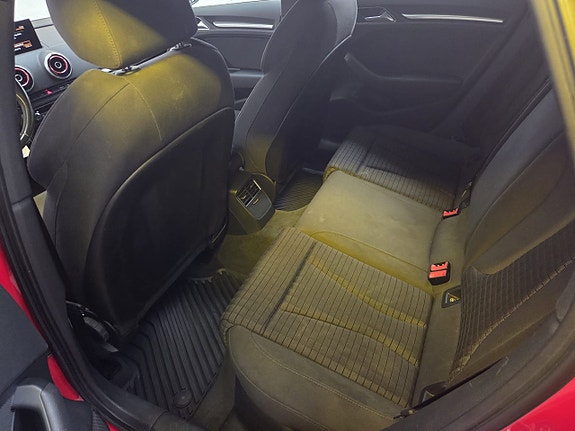 Audi A3 9 of 15