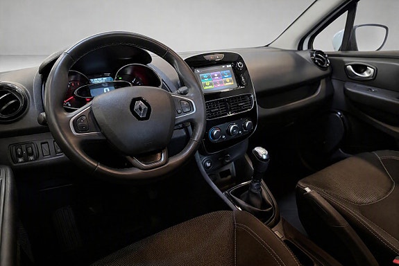 Renault Clio 14 of 20