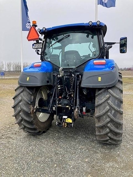 New Holland T 5.130 Auto Command 2 of 7