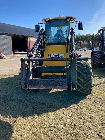 JCB 412 S Agri 3 of 5