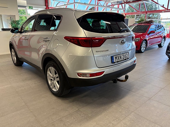 Kia Sportage 3 of 5