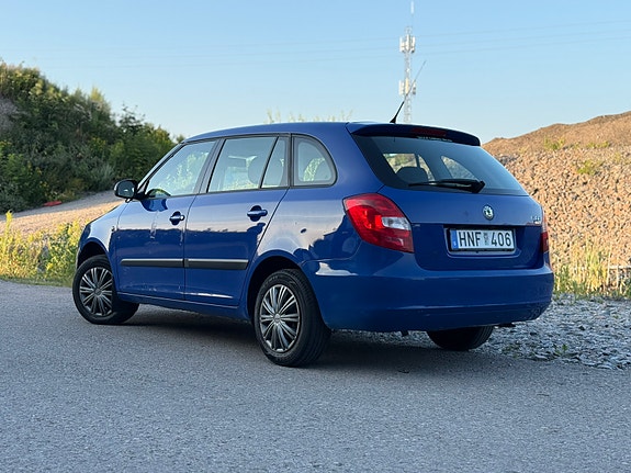 Skoda Fabia 3 of 5