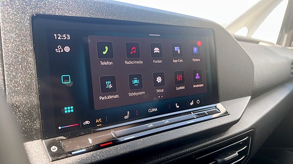 Volkswagen Caddy 8 of 12