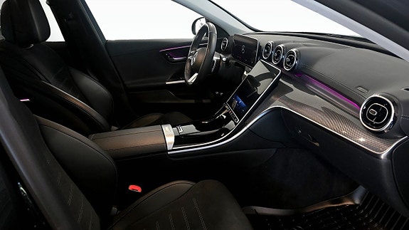 Mercedes-Benz C300 3 of 17