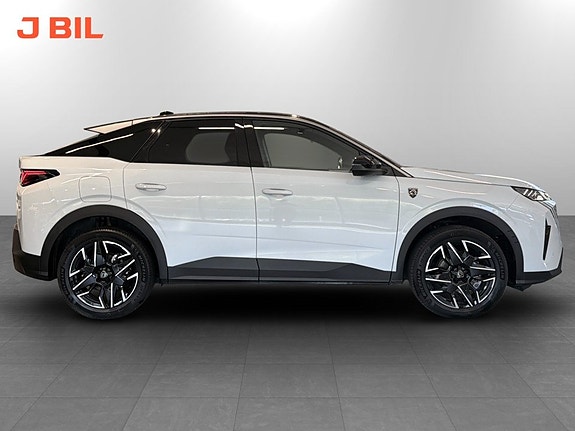 Peugeot 3008 4 of 5