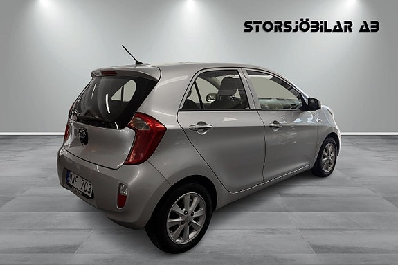 Kia Picanto 3 of 5