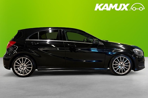 Mercedes-Benz A220 2 of 5