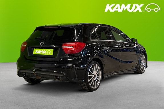 Mercedes-Benz A220 4 of 5