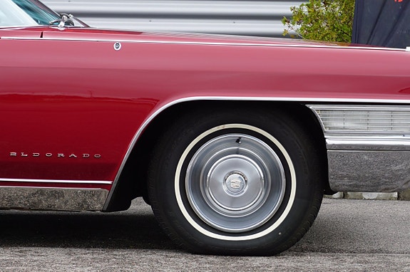 Cadillac Eldorado 8 of 24