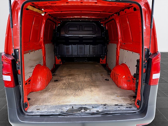 Mercedes-Benz Vito 114 9 of 13