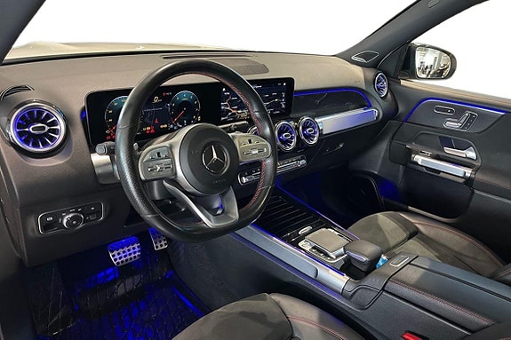 Mercedes-Benz GLB250+ 10 of 25