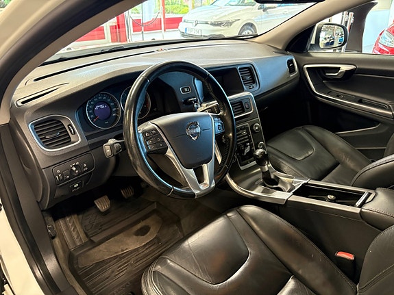 Volvo V60 8 of 10