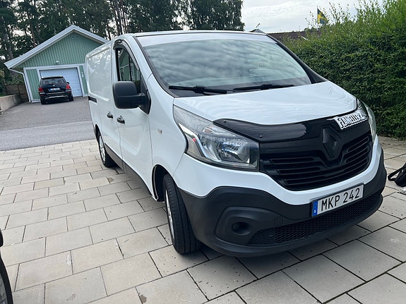 Renault Trafic 5 of 5