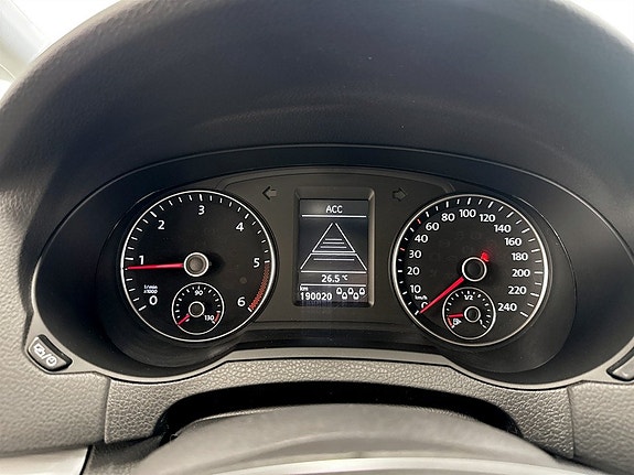 Volkswagen Sharan 9 of 19