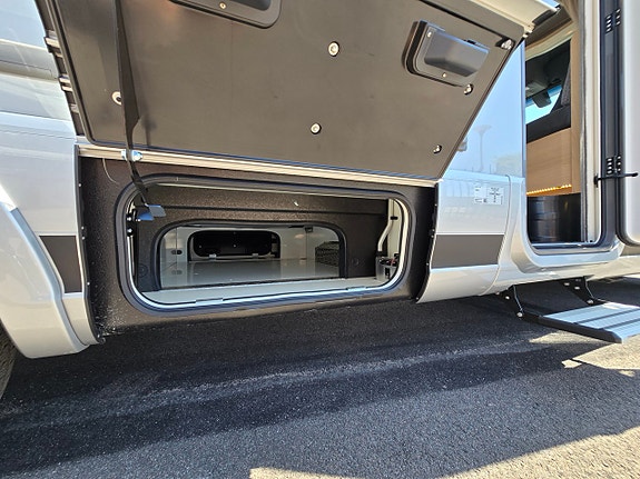 Hymer MasterLine T 780 BlackLine 18 of 20