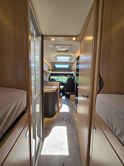 Hymer MasterLine T 780 BlackLine 17 of 20