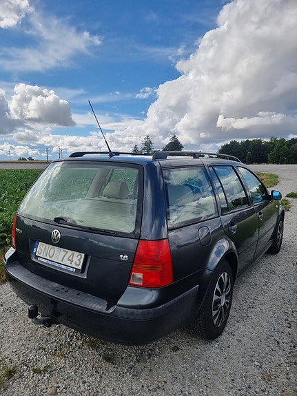 Volkswagen Golf IV 3 of 5