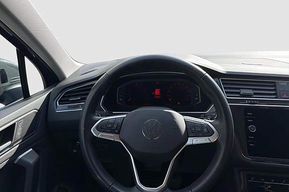 Volkswagen Tiguan 8 of 9