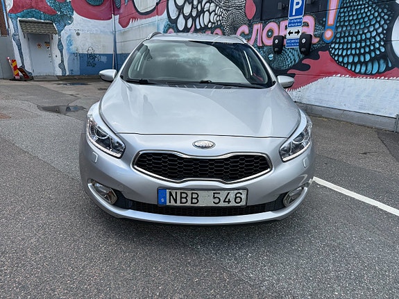 Kia Ceed 2 of 5
