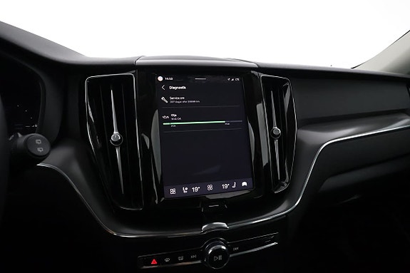 Volvo XC60 14 of 17