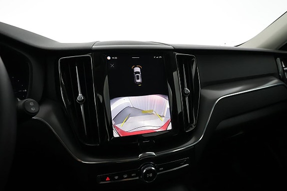 Volvo XC60 13 of 17