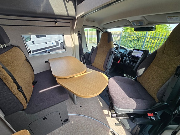 Hymer Redwood 600 Explorer 8 of 15