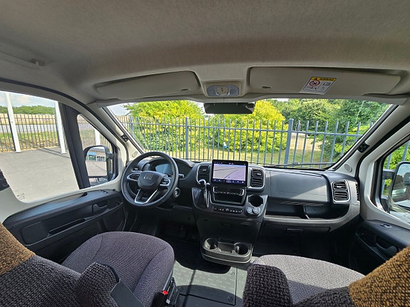 Hymer Redwood 600 Explorer 10 of 15