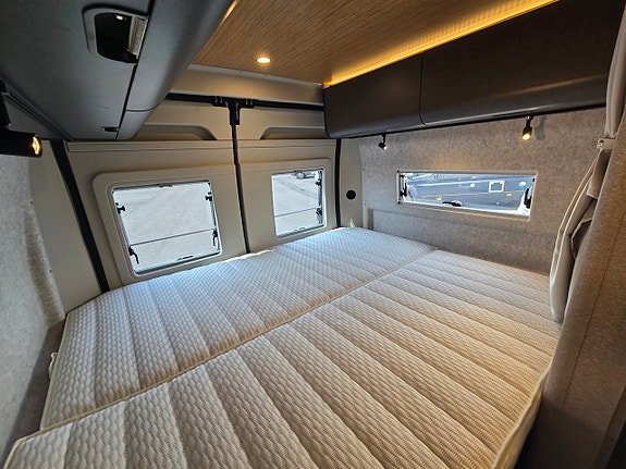 Hymer Redwood 600 Explorer 5 of 15