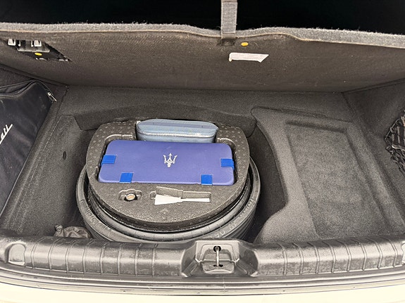 Maserati Ghibli 5 of 5