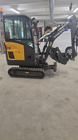 Volvo EC18E 4 of 8