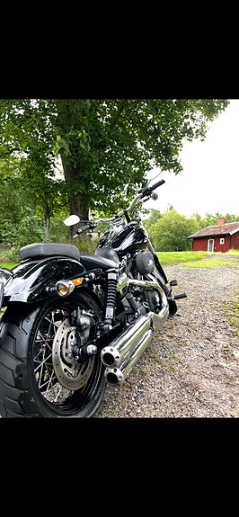 Harley-Davidson Wide Glide 3 of 5