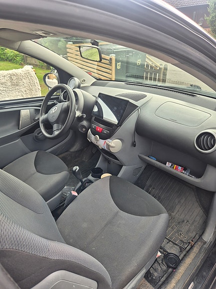 Toyota Aygo 4 of 5