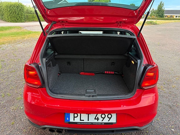 Volkswagen Polo 14 of 18