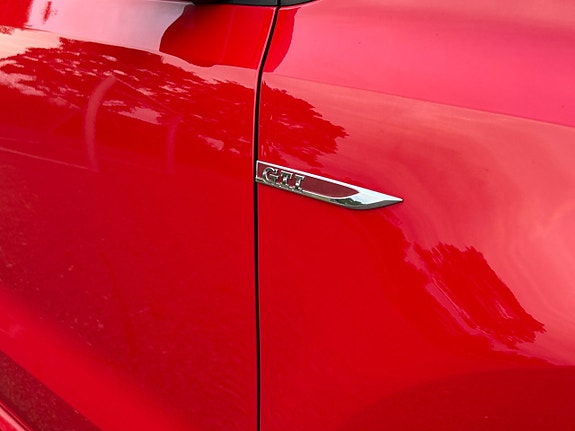 Volkswagen Polo 9 of 18