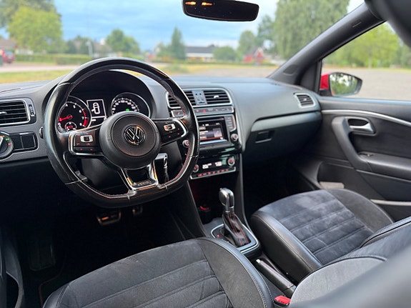 Volkswagen Polo 17 of 18