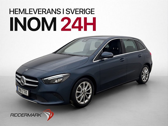 Mercedes-Benz B180 3 of 5