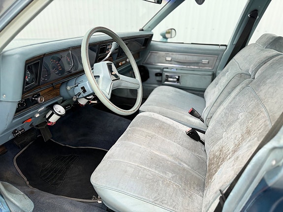 Chevrolet Caprice 5 of 5
