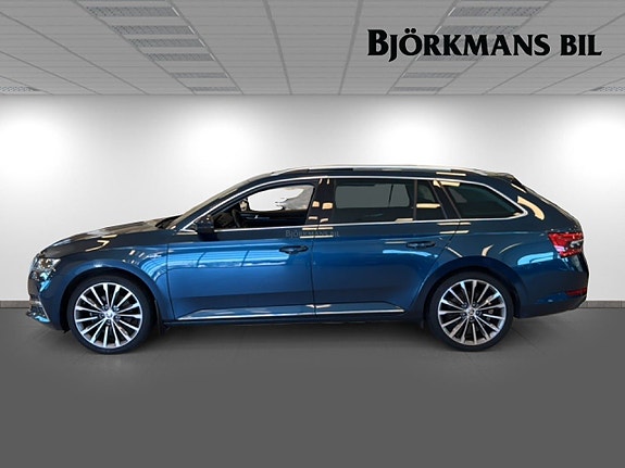 Skoda Superb 4 of 17