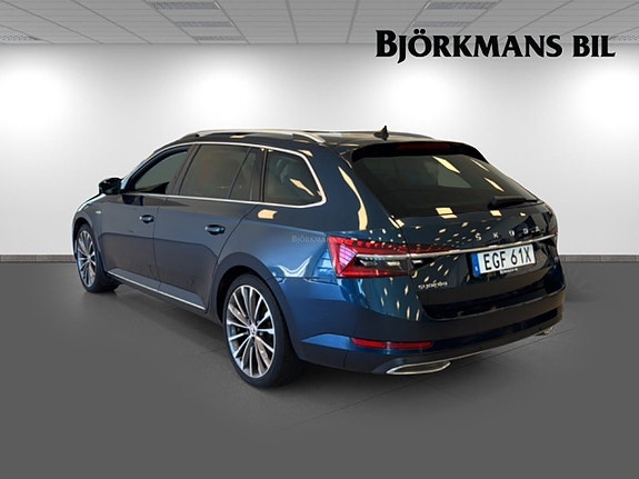 Skoda Superb 6 of 17