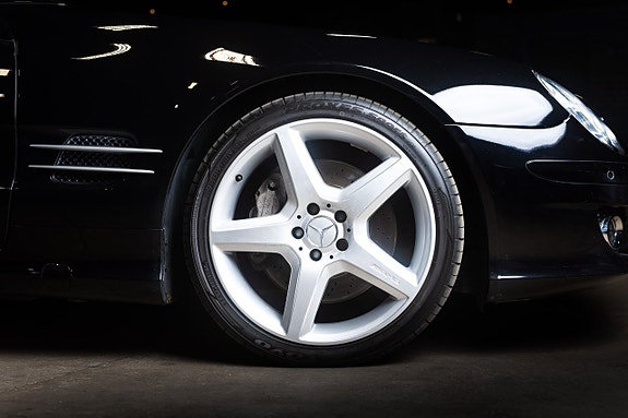 Mercedes-Benz SL500 28 of 28