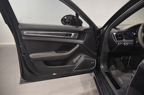 Porsche Panamera GTS 9 of 21