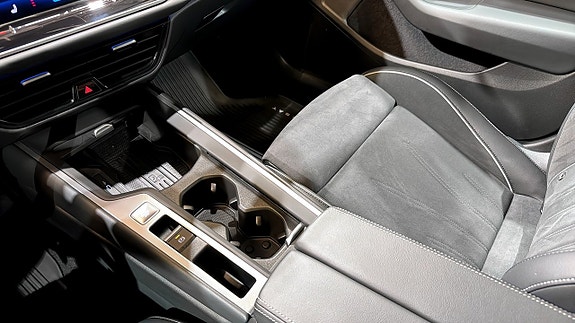 Volkswagen Passat 17 of 21
