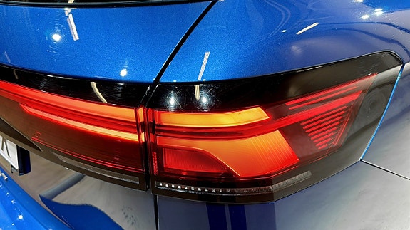 Volkswagen Passat 14 of 21