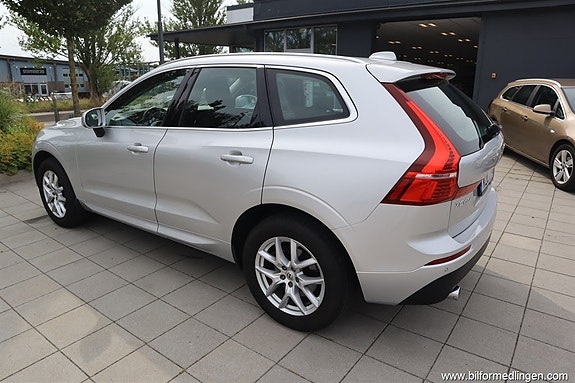 Volvo XC60 3 of 5