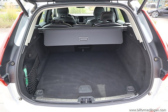 Volvo XC60 16 of 24