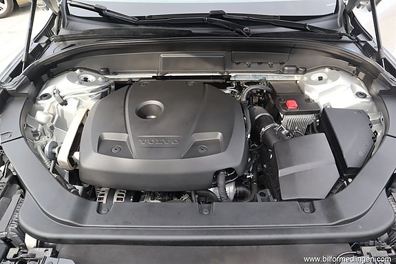 Volvo XC60 7 of 24
