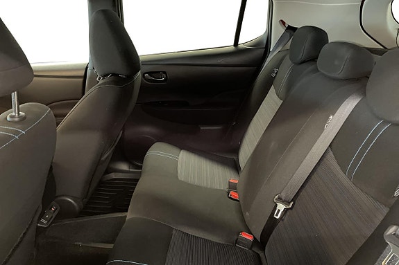 Nissan Leaf 10 of 20