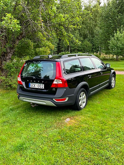 Volvo XC70 4 of 5